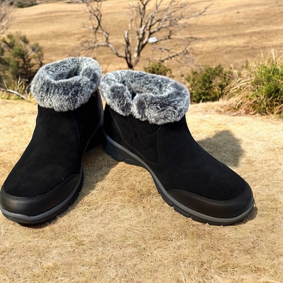 Skechers Women's Size 11 Black Ankle Bootie Slip-Ins Faux Fur Lined NEW - Picture 3 of 6